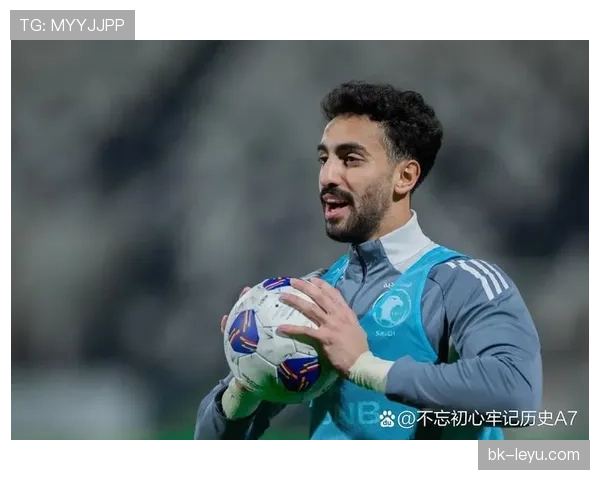 Saka精神属性展现自信风采，助力球队迎战关键战役