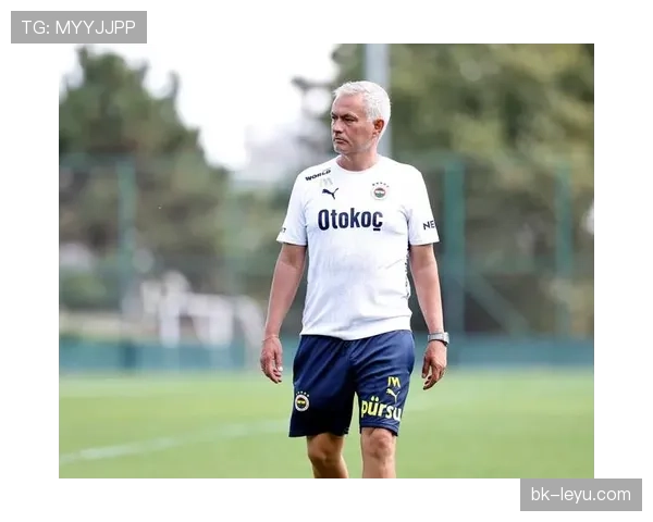 穆里尼奥强化团队凝聚力，全力冲刺赛季目标