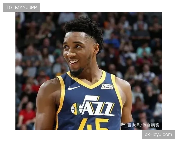 凯泽锋线火力全开，强势表现助球队逆转取胜